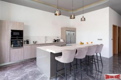 4 bedrooms Villa in Rawai, Thailand No. 96128 7