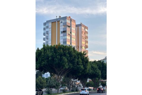 3 dormitorios Apartment en Antalya, Turkey No. 120603