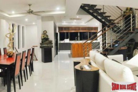 4 bedrooms Duplex in Ko Samui, Thailand No. 95759 3