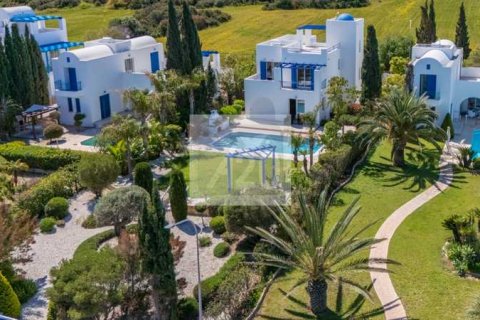 3 bedrooms House in Polis, Cyprus No. 101446 2