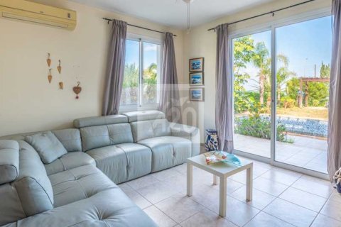 3 bedrooms House in Polis, Cyprus No. 101446 14