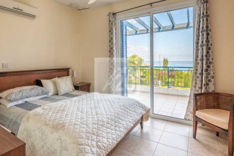 3 bedrooms House in Polis, Cyprus No. 101446 15