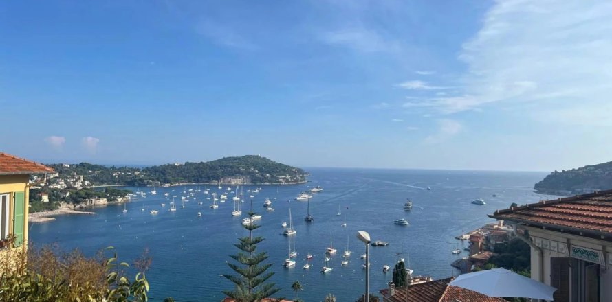 3 bedrooms Apartment in Villefranche-sur-Mer, France No. 99813