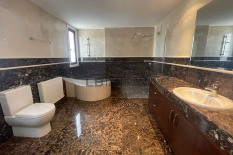 4 bedrooms House in Strovolos, Cyprus No. 65357 4