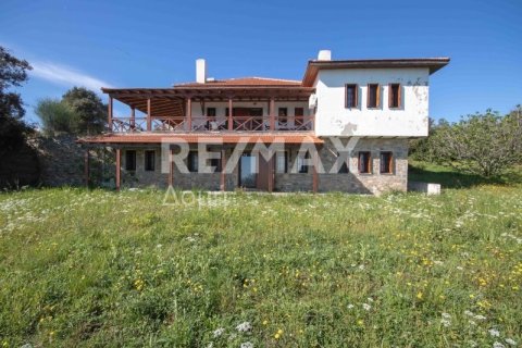 6 bedrooms Maisonette in Magnesia, Greece No. 28009 3