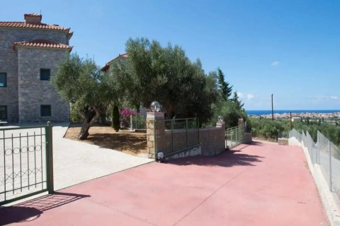 5 bedrooms House in Methoni, Greece No. 109512 5