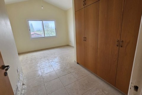 5 bedrooms Villa in Agios Georgios, Cyprus No. 65109 18