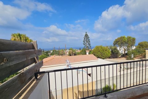 5 bedrooms Villa in Agios Georgios, Cyprus No. 65109 2