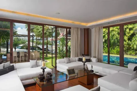 4 bedrooms Penthouse in Phuket, Thailand No. 2681 3
