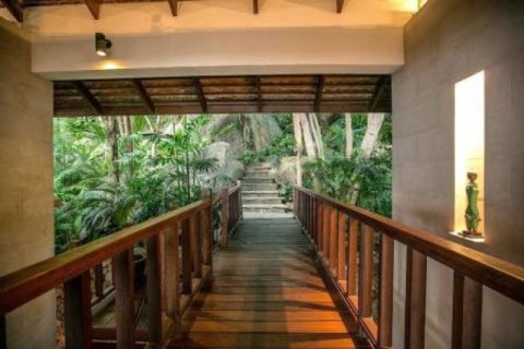 4 chambres Villa à Surat Thani, Thailand No. 95945 9