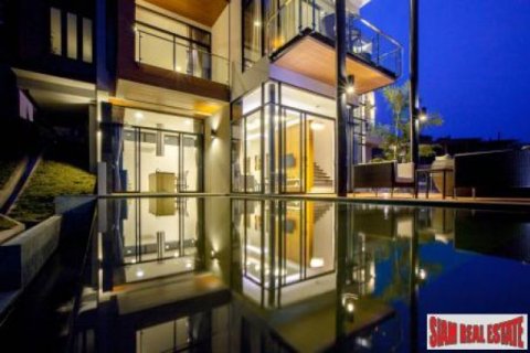 3 bedrooms Villa on the Chaweng Beach, Thailand No. 95767 13