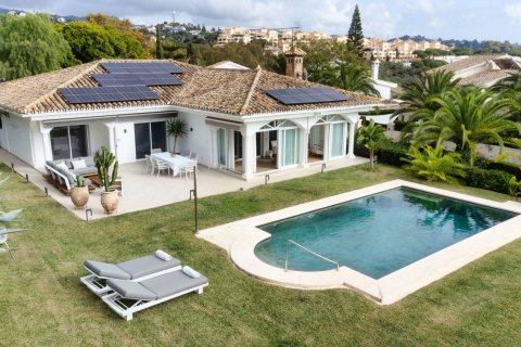 3 bedrooms House in Marbella, Spain No. 83959