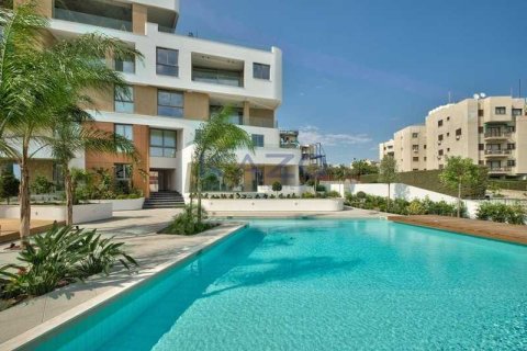 2 bedrooms Apartment in Agios Tychonas, Cyprus No. 75015 16