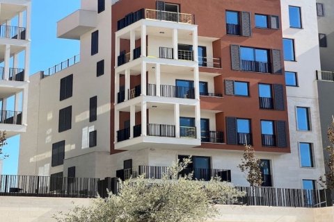 1 bedroom Apartment in Tivat, Montenegro No. 84672 2