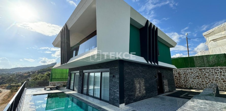 4 bedrooms Villa in Alanya, Turkey No. 123058