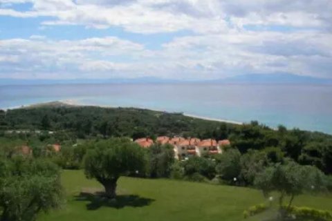 3 bedrooms Maisonette in Chalkidiki, Greece No. 108281 2