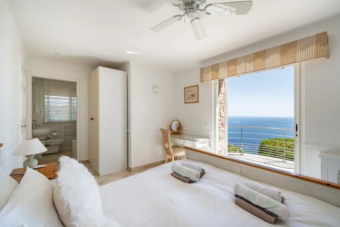 4 bedrooms Villa in Theoule-sur-Mer, France No. 67282 13