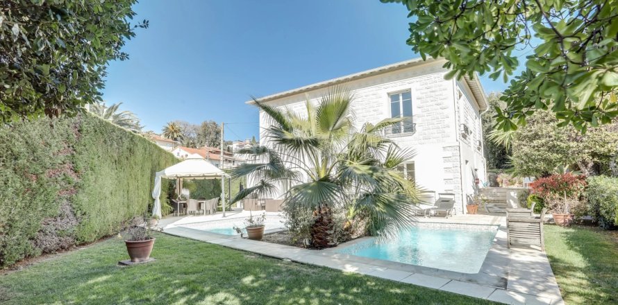 6 chambres Villa à Cannes, France No. 70899