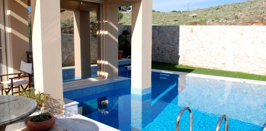 9 habitaciones Villa en Voula, Greece No. 60497