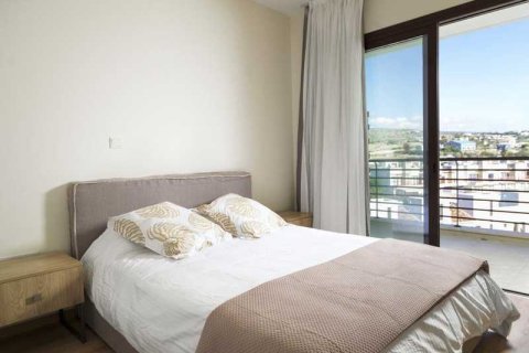 2 bedrooms Apartment in Mouttagiaka, Cyprus No. 65698 4