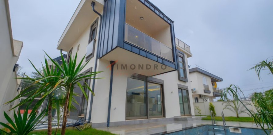 4 dormitorios Apartment en Aksu, Turkey No. 122520