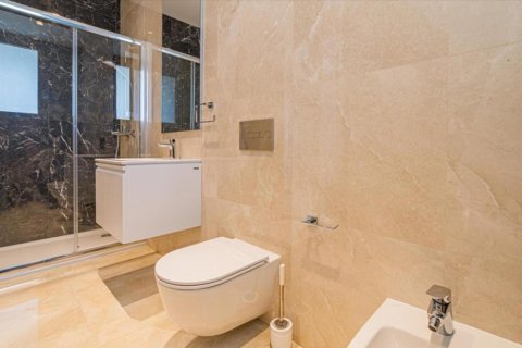 Квартира студия в Лимассол, Кипр №106324 10