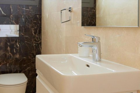 Квартира студия в Лимассол, Кипр №106324 6