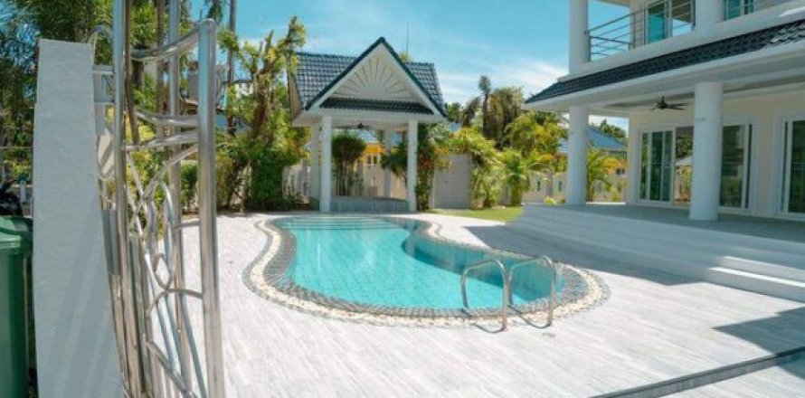 Вилла с 3 спальнями в Раваи, Таиланд №96358