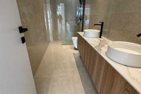 4 bedrooms Apartment in Agios Athanasios, Cyprus No. 75159 4