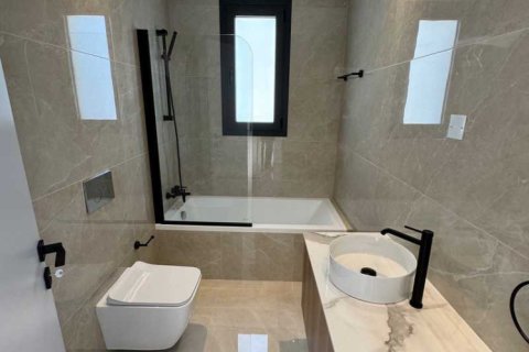 4 bedrooms Apartment in Agios Athanasios, Cyprus No. 75159 14