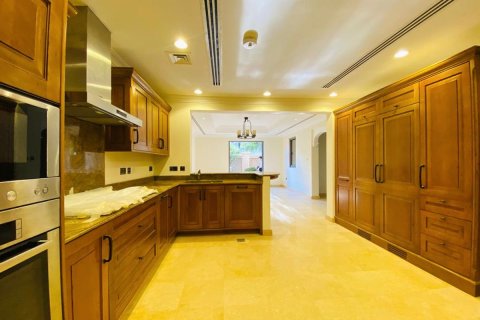 3 bedrooms Townhouse in Bavaria Town, Vietnam No. 95155 12