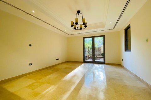 3 bedrooms Townhouse in Bavaria Town, Vietnam No. 95155 5