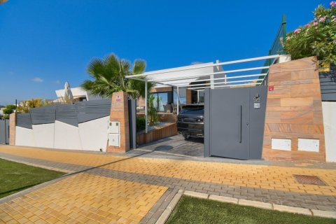 2 bedrooms Villa in Tung Chung Pho, Vietnam No. 85636 8