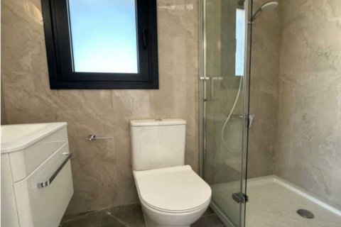 Квартира с 4 спальнями в Лимассол, Кипр №102432 7