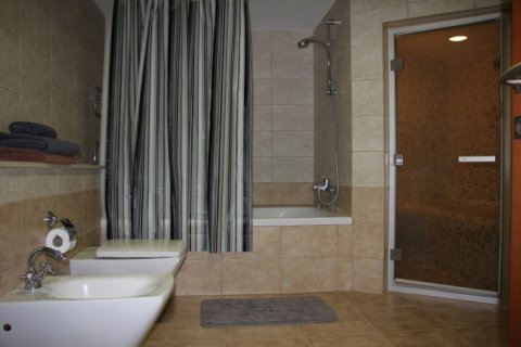 2 dormitorios Apartment en Limassol, Cyprus No. 105714 3