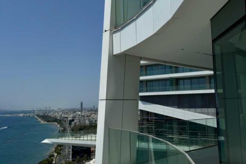 2 bedrooms Apartment in Limassol, Cyprus No. 103436 3