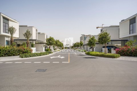 Вилла с 4 спальнями в Hoang Kim, Вьетнам №93979 1