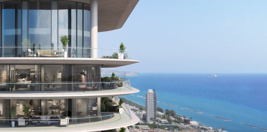 5 bedrooms Penthouse in Germasogeia, Cyprus No. 48514