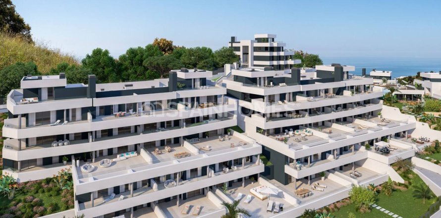 3 bedrooms Apartment in Marbella, Spain No. 25728