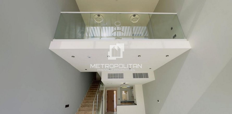 2 bedrooms Villa in Rukan, UAE No. 118775