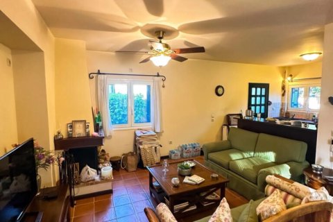 3 bedrooms House in Nea Makri, Greece No. 120853 7