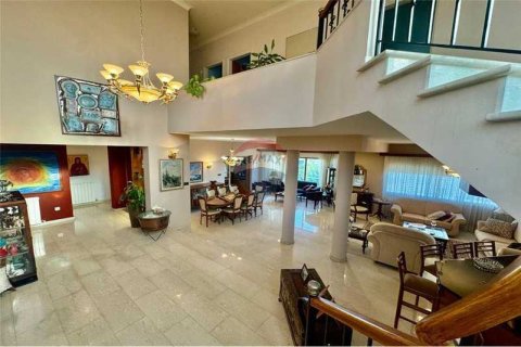 5 bedrooms Villa in Limassol, Cyprus No. 65496 6