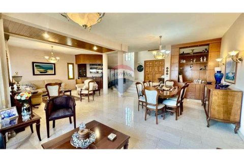 5 bedrooms Villa in Limassol, Cyprus No. 65496 11