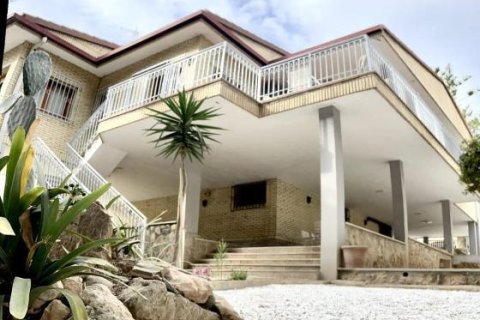 4 bedrooms Villa in Dehesa De Campoamor, Spain No. 126012