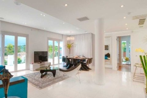 4 chambres House à Agios Tychonas, Cyprus No. 30041 15