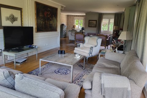 5 bedrooms Villa in Thanh Son, Vietnam No. 26355 8