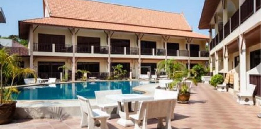 40 bedrooms Villa in Pattaya, Thailand No. 96532