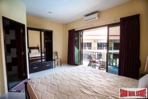 40 bedrooms Villa in Pattaya, Thailand No. 96532 4