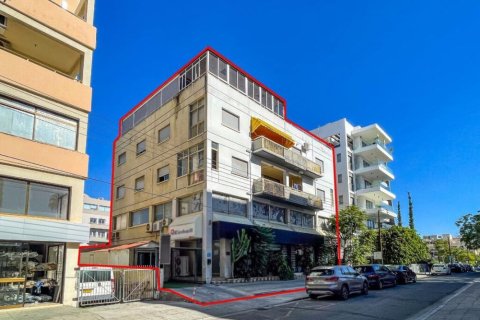 853m² Commercial property in Nicosia, Cyprus No. 105063 10