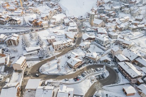 5 bedrooms House in Les Belleville, France No. 100072 6
